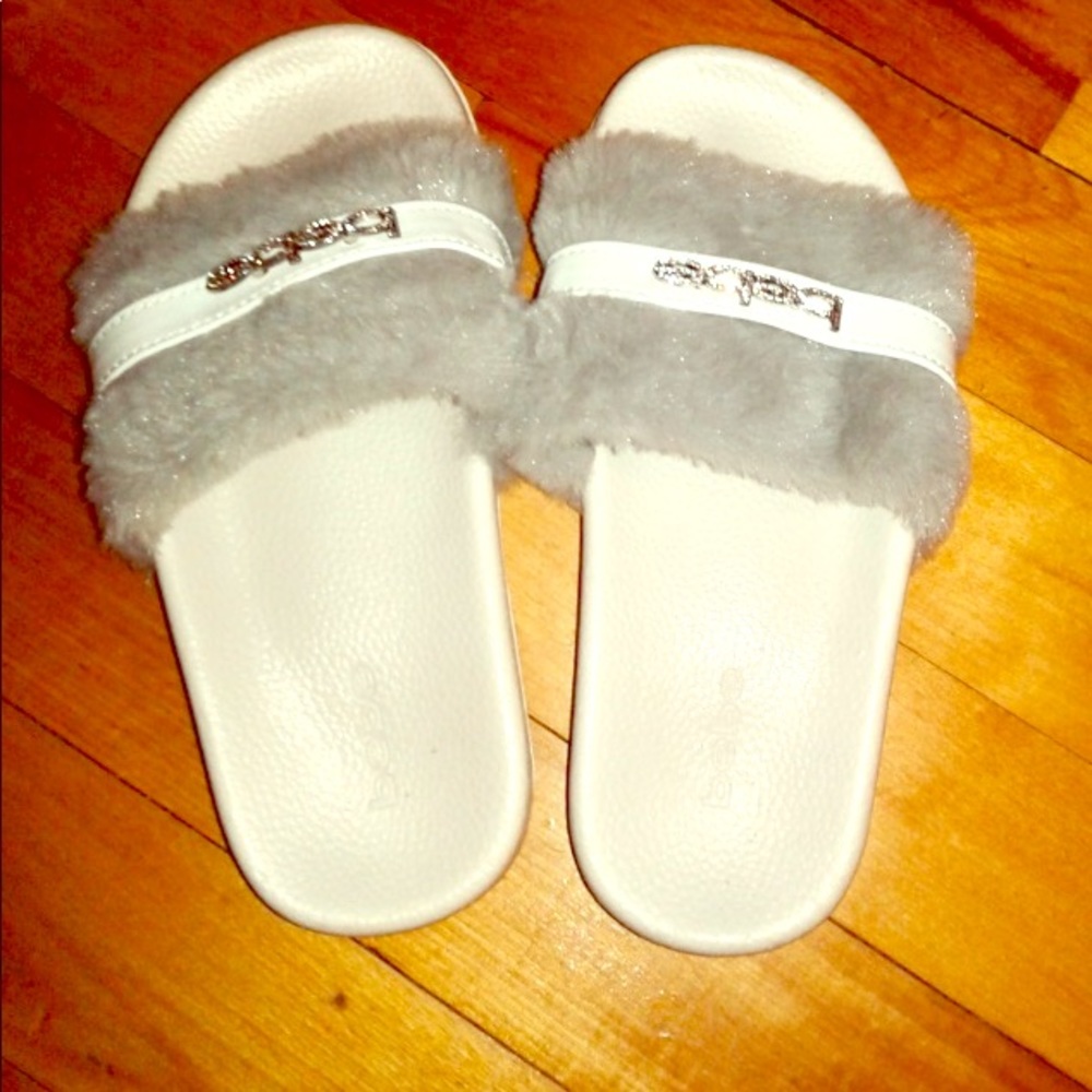 Kids Faux Fur and bling Bebe slides